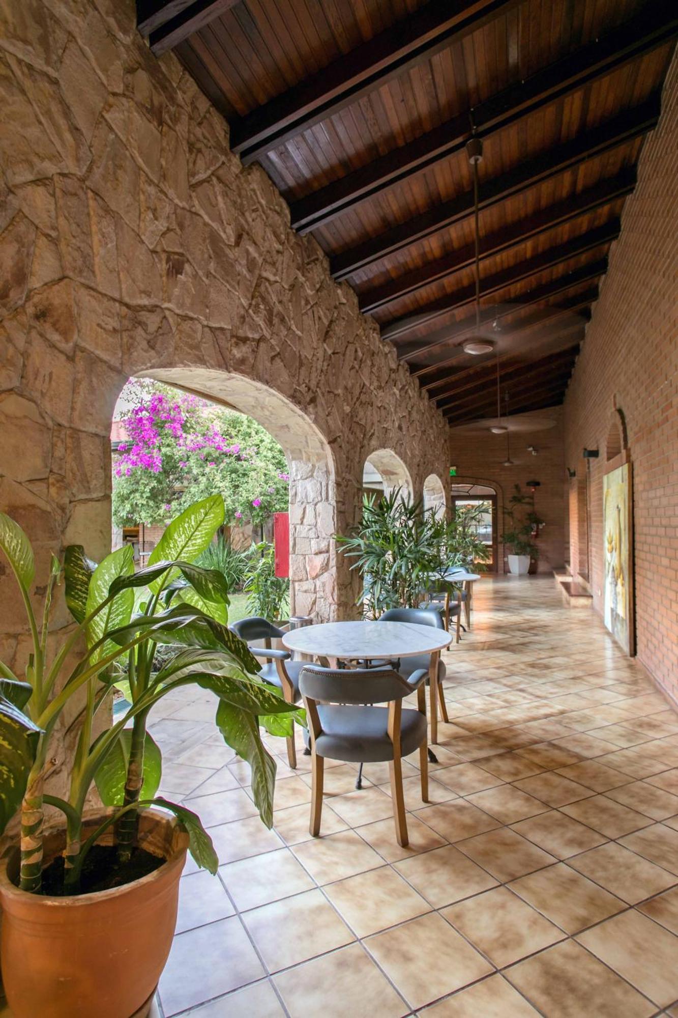 Las Lomas Casa Hotel Asuncion Exteriör bild